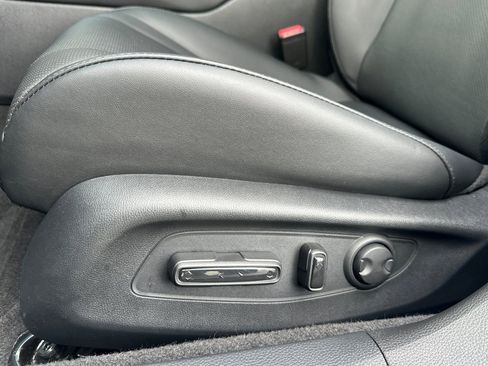 Used 2025 Honda Accord Touring image 13