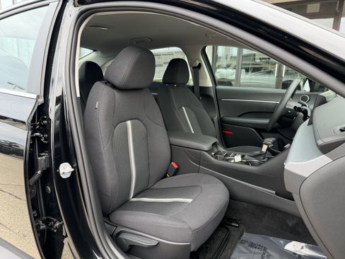 New 2026 Hyundai Sonata SE FWD image 17