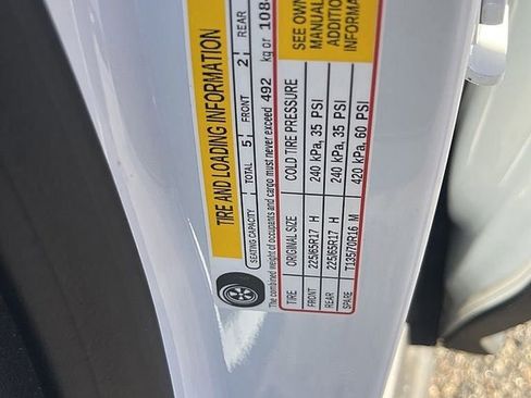 Used 2023 Chevrolet Equinox LT image 63