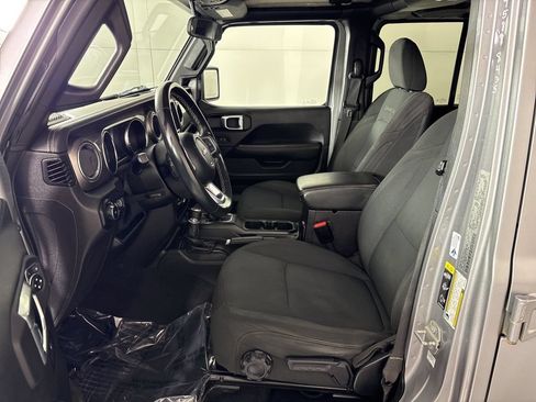 Used 2021 Jeep Wrangler Unlimited Sahara AWD/4WD image 20