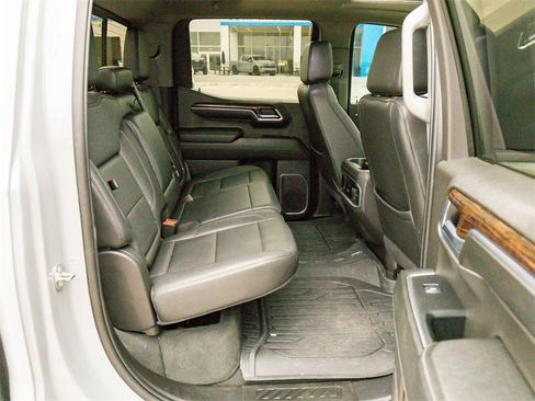 Used 2024 GMC Sierra 1500 Elevation w/ Elevation Premium Package image 21