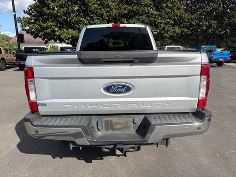 Used 2019 Ford F250 Lariat w/ Lariat Ultimate Package AWD/4WD image 5