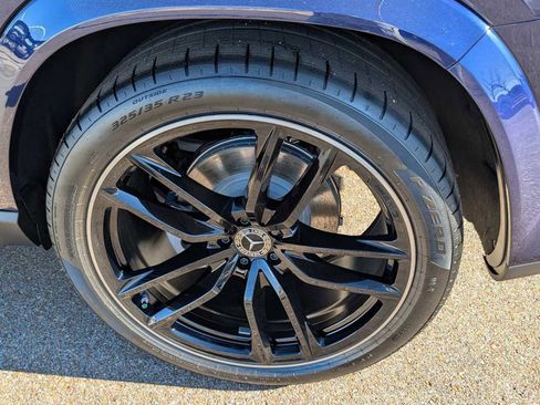 New 2026 Mercedes-Benz GLS 580 4MATIC image 28