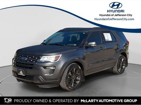 Used 2019 Ford Explorer XLT w/ Equipment Group 202A AWD/4WD image 1