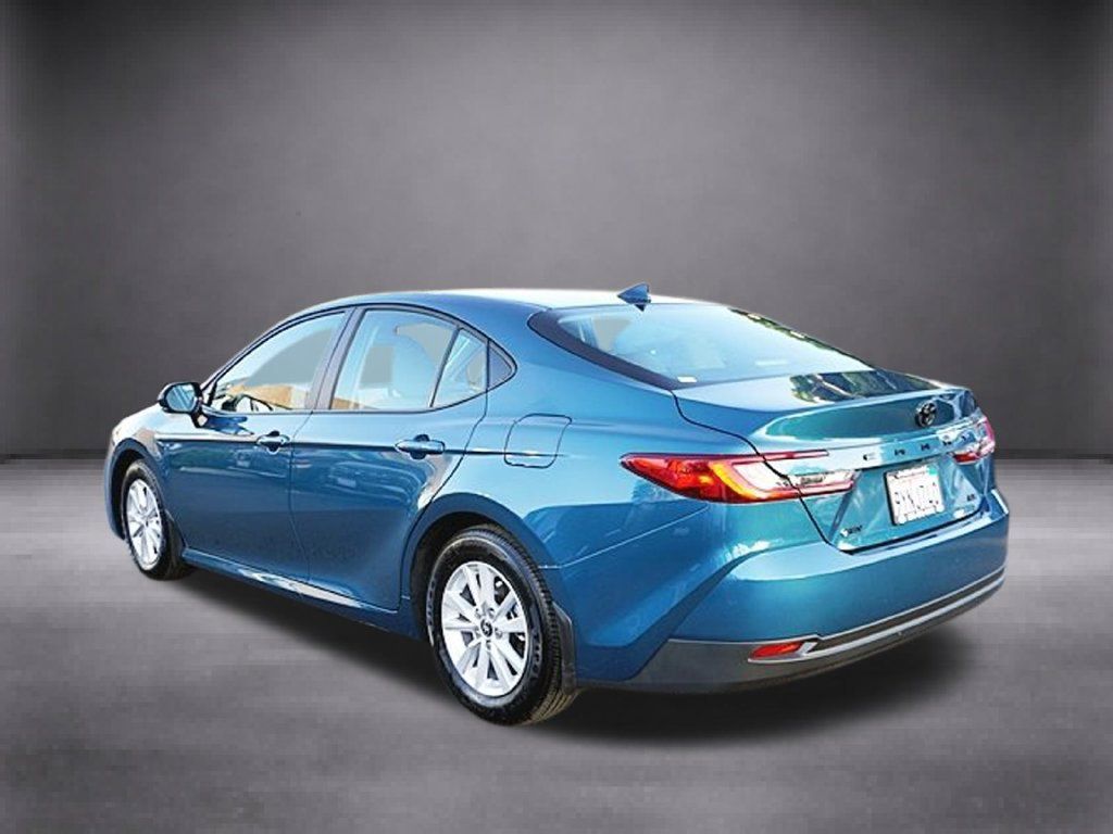 Used 2026 Toyota Camry LE FWD image 7