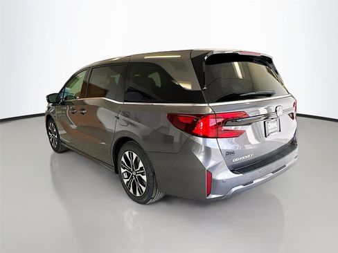 New 2026 Honda Odyssey Elite image 11