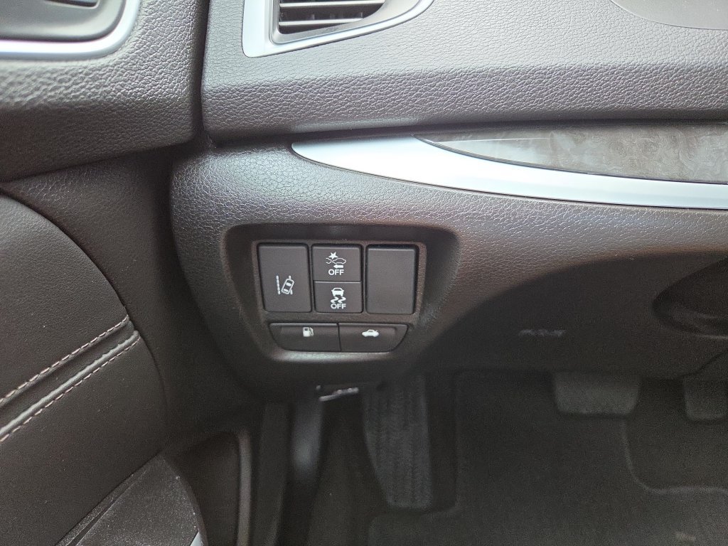 Used 2020 Acura TLX w/ Technology Package FWD image 20
