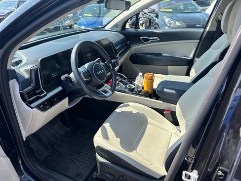 Certified 2023 Kia Sportage EX AWD/4WD image 13