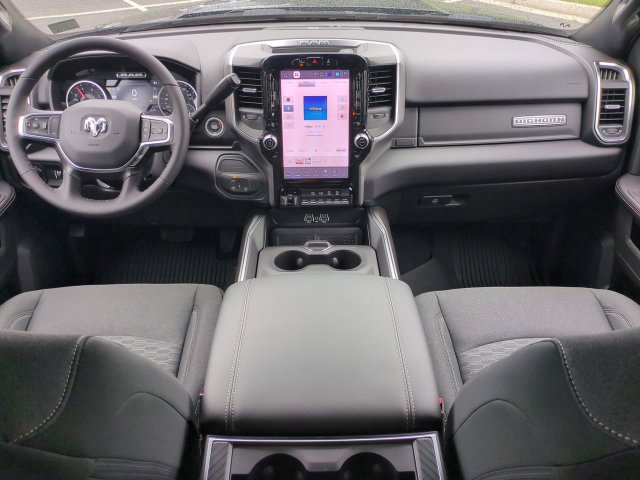 New 2026 RAM 2500 Big Horn AWD/4WD image 15
