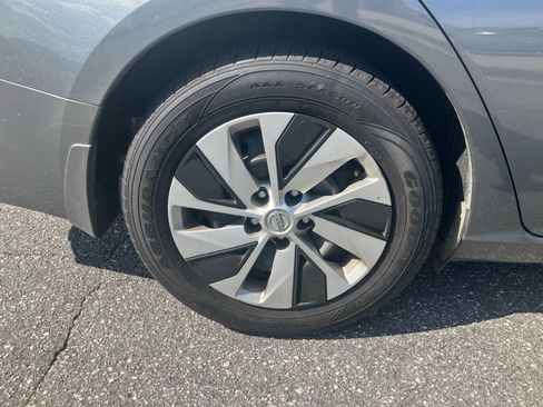 Used 2019 Nissan Altima 2.5 S FWD image 25