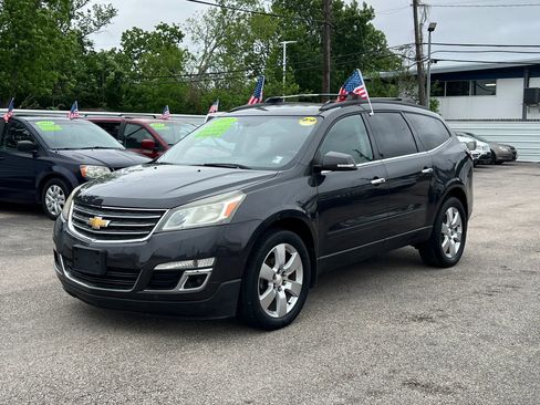 Used 2013 Chevrolet Traverse LT AWD/4WD image 2