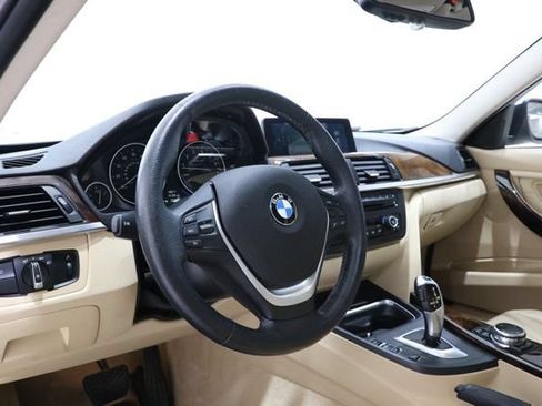 Used 2014 BMW 328i xDrive Sedan AWD/4WD image 16
