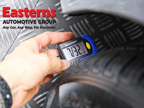 Used 2020 Hyundai Ioniq Limited image 29