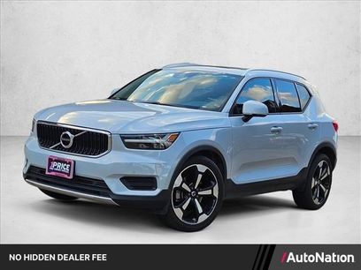 Used 2020 Volvo XC40 T5 Momentum