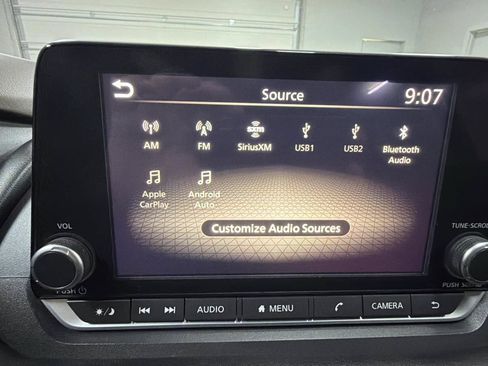 Used 2023 Nissan Rogue SV FWD image 18