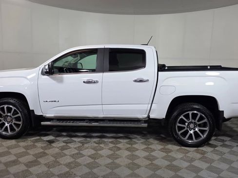 Used 2020 GMC Canyon Denali image 3