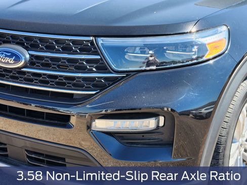 Used 2023 Ford Explorer XLT w/ Equipment Group 202A image 10