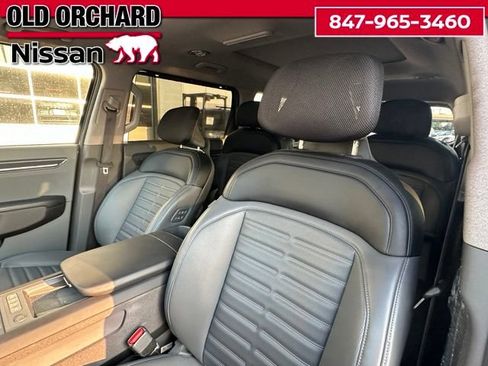 Used 2024 Kia EV9 Land AWD/4WD image 12