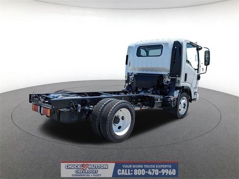 New 2024 Chevrolet Low Cab Forward image 12