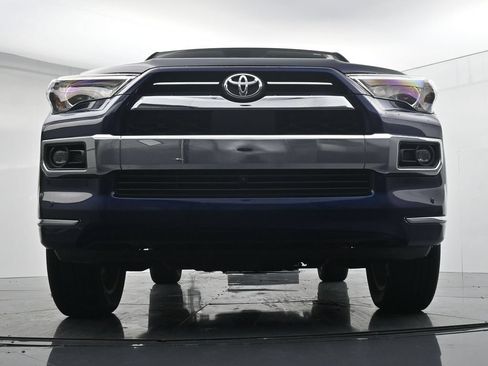 Used 2023 Toyota 4Runner Limited AWD/4WD image 33