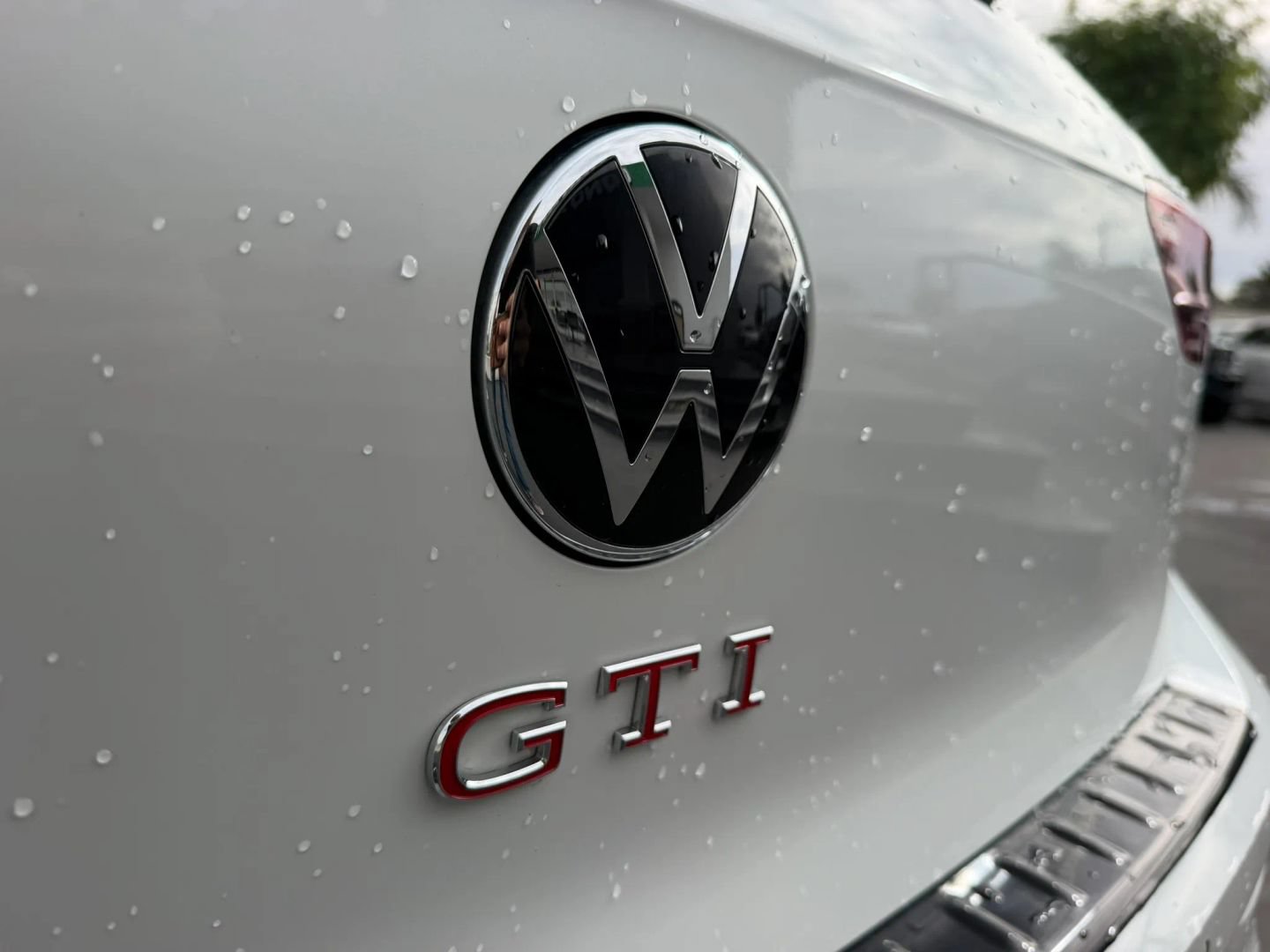 Used 2023 Volkswagen GTI 40th Anniversary Edition FWD image 13
