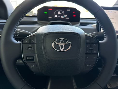 Used 2026 Toyota bZ FWD image 21