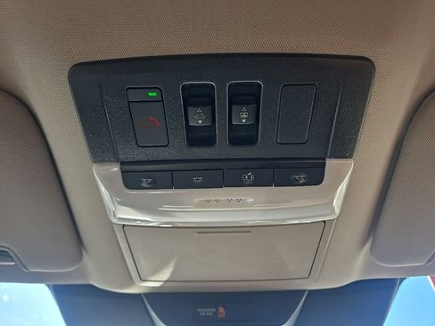 New 2026 Nissan Pathfinder Platinum image 25