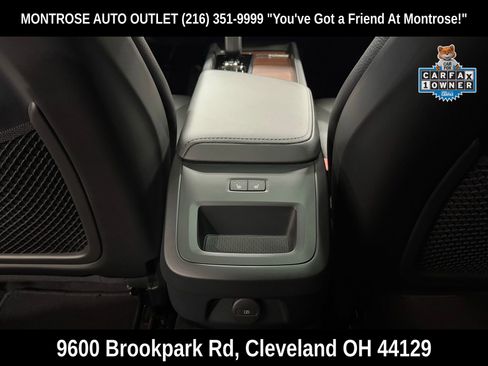 Certified 2025 Volvo V60 B5 Cross Country Plus image 37