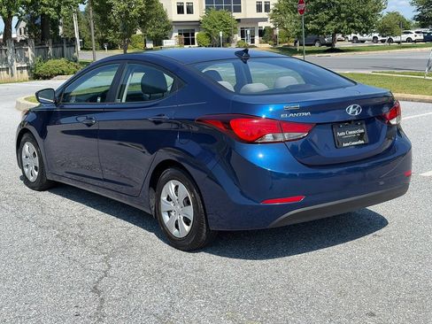 Used 2016 Hyundai Elantra SE FWD image 6