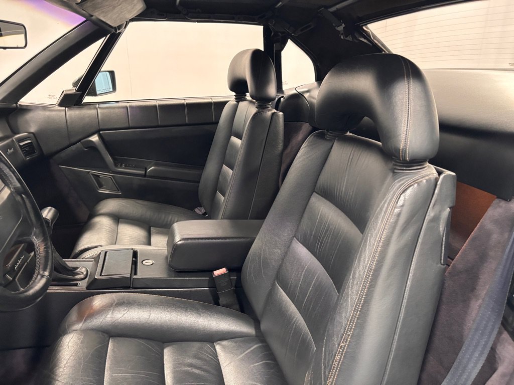 Used 1992 Cadillac Allante FWD image 11
