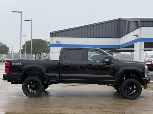 Used 2024 Ford F250 Platinum AWD/4WD image 3