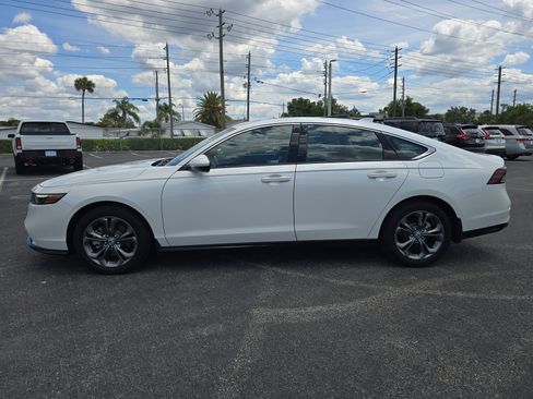 Certified 2023 Honda Accord EX-L image 5