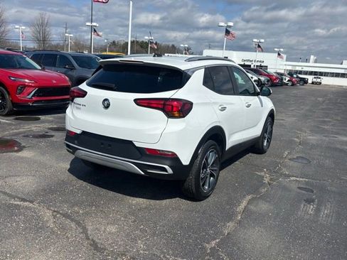 Certified 2023 Buick Encore GX Select image 5