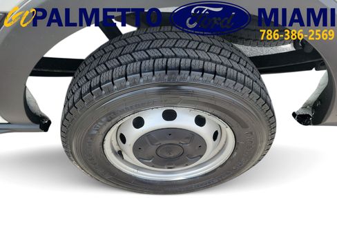 Used 2019 Ford Transit 250 130 Low Roof RWD image 11
