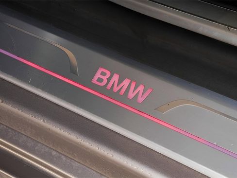 Used 2020 BMW 740i xDrive 740i xDrive image 28