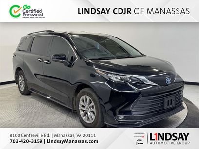 Used 2025 Toyota Sienna XLE w/ XLE Plus Package