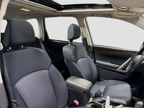 Used 2016 Subaru Forester 2.5i Premium w/ All-Weather Package AWD/4WD image 22