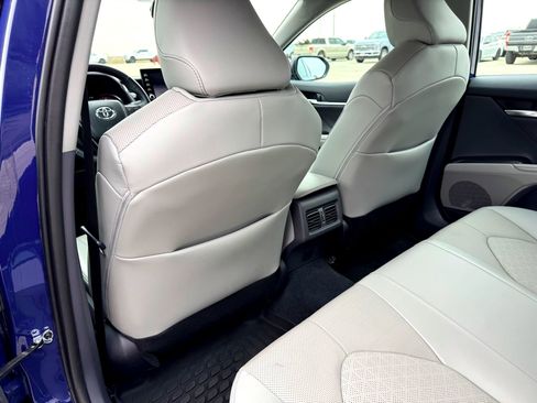 Used 2024 Toyota Camry XSE w/ Navigation Package image 19