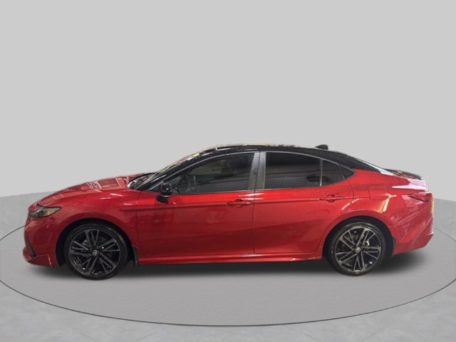 Used 2025 Toyota Camry XSE AWD/4WD image 2