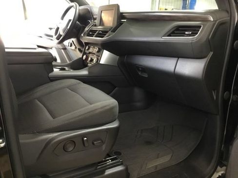 Used 2023 Chevrolet Tahoe LS AWD/4WD image 45