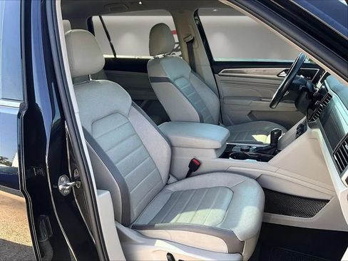 Used 2021 Volkswagen Atlas SEL Premium AWD/4WD image 32
