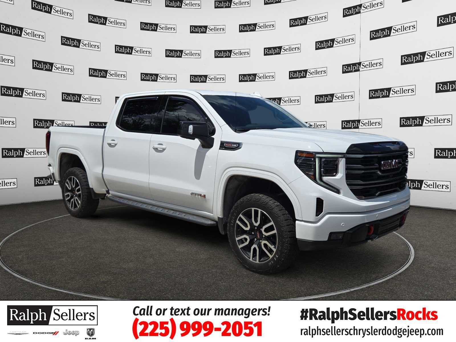 Used 2025 GMC Sierra 1500 AT4 w/ AT4 Premium Package AWD/4WD image 1