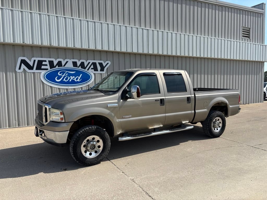 Used 2006 Ford F250 4x4 Crew Cab Super Duty image 1