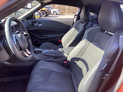 Certified 2024 Nissan Z Performance w/ Heritage Edition image 11