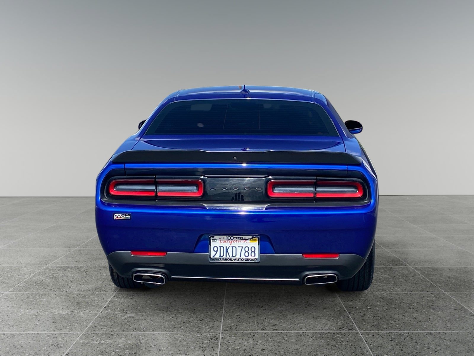 Used 2022 Dodge Challenger SXT w/ Blacktop Package RWD image 4