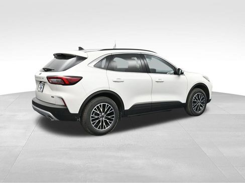 New 2025 Ford Escape SE image 8