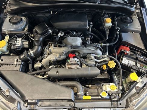 Used 2010 Subaru Impreza 2.5i Premium image 37