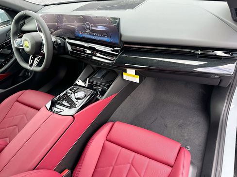 New 2026 BMW i5 eDrive40 w/ M Sport Package image 24
