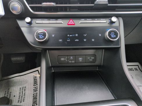 Used 2025 Hyundai Sonata SEL AWD/4WD image 18