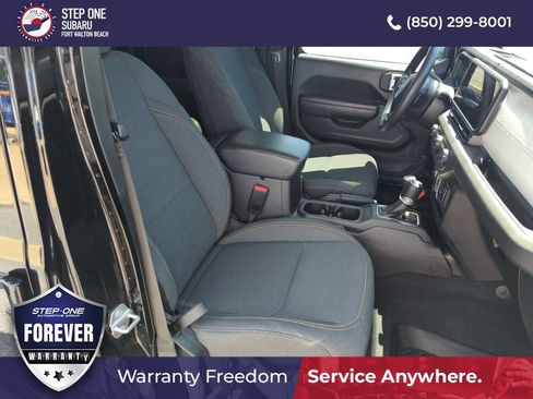 Used 2025 Jeep Gladiator Sport AWD/4WD image 35